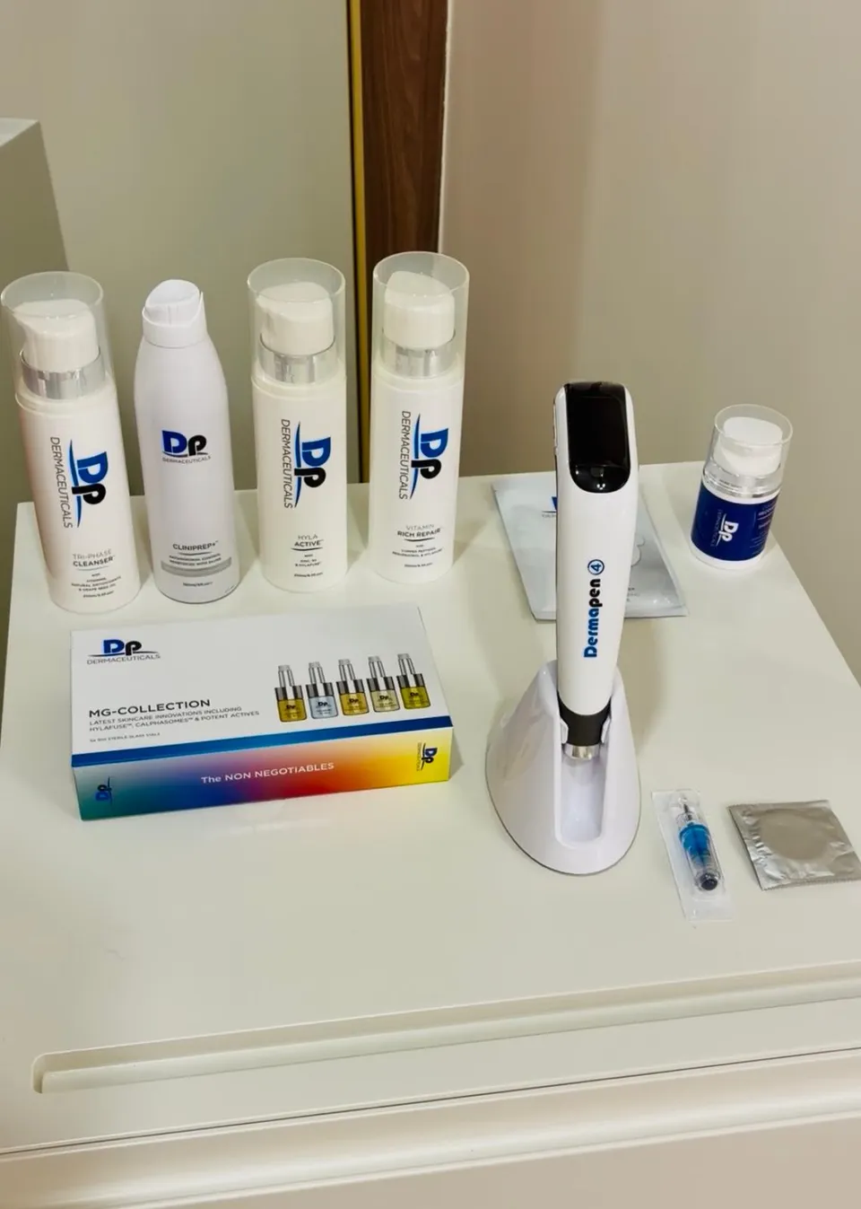 Equipamento Dermapen4